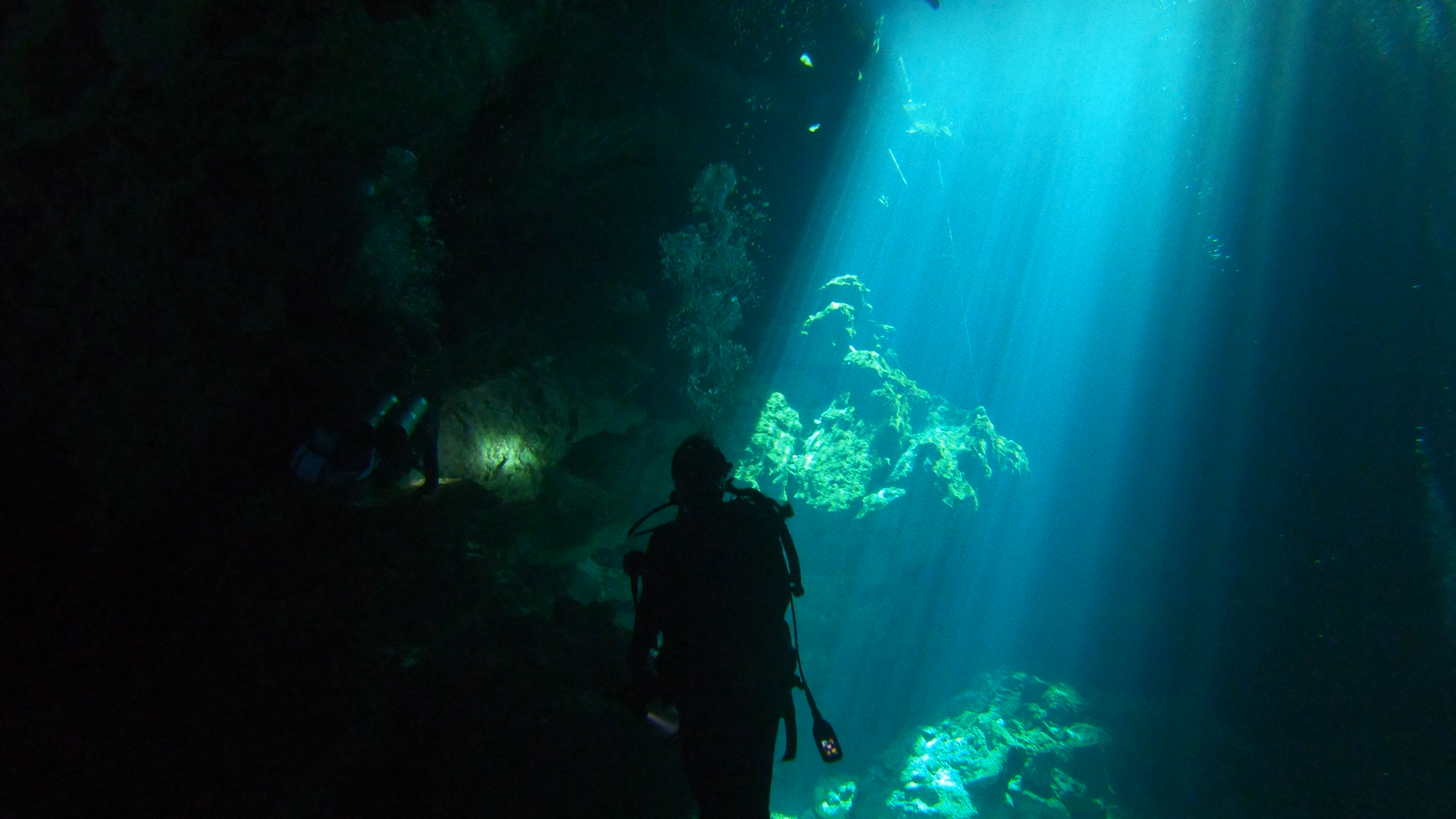 Sandi, Cenote The Pit